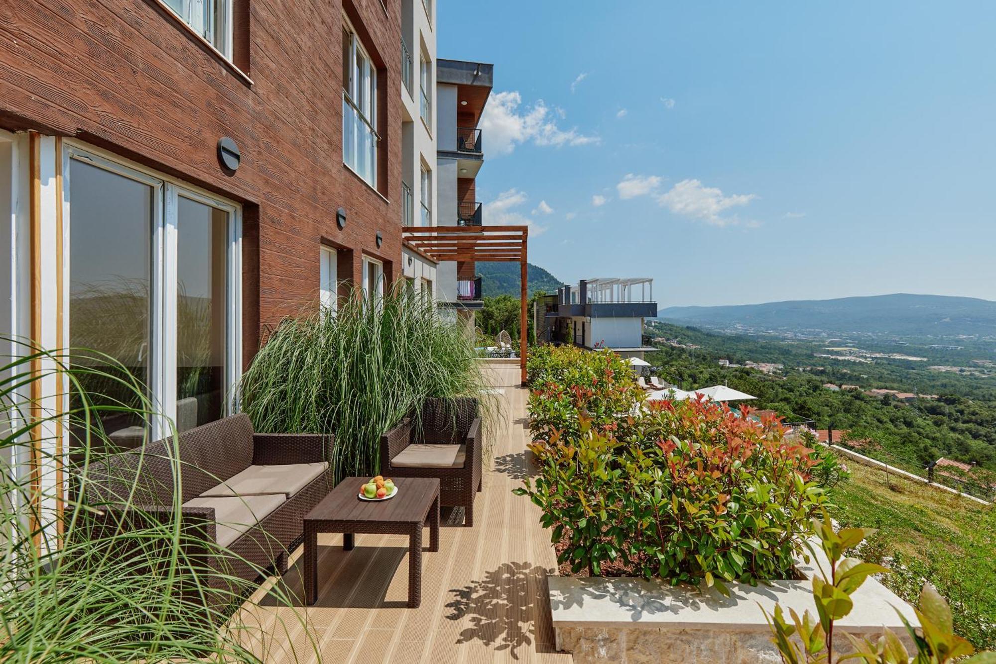 Adriatic Heights Aparthotel Kavac ภายนอก รูปภาพ